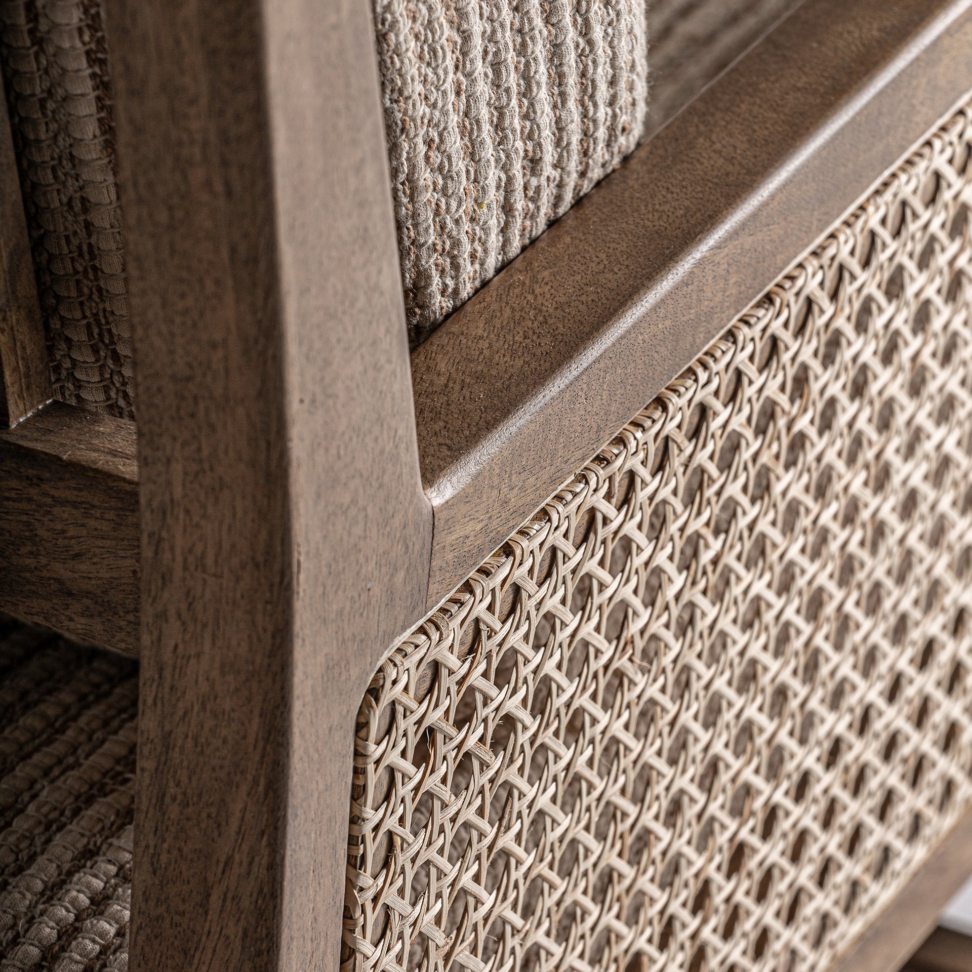 ROMARAND ARMCHAIR